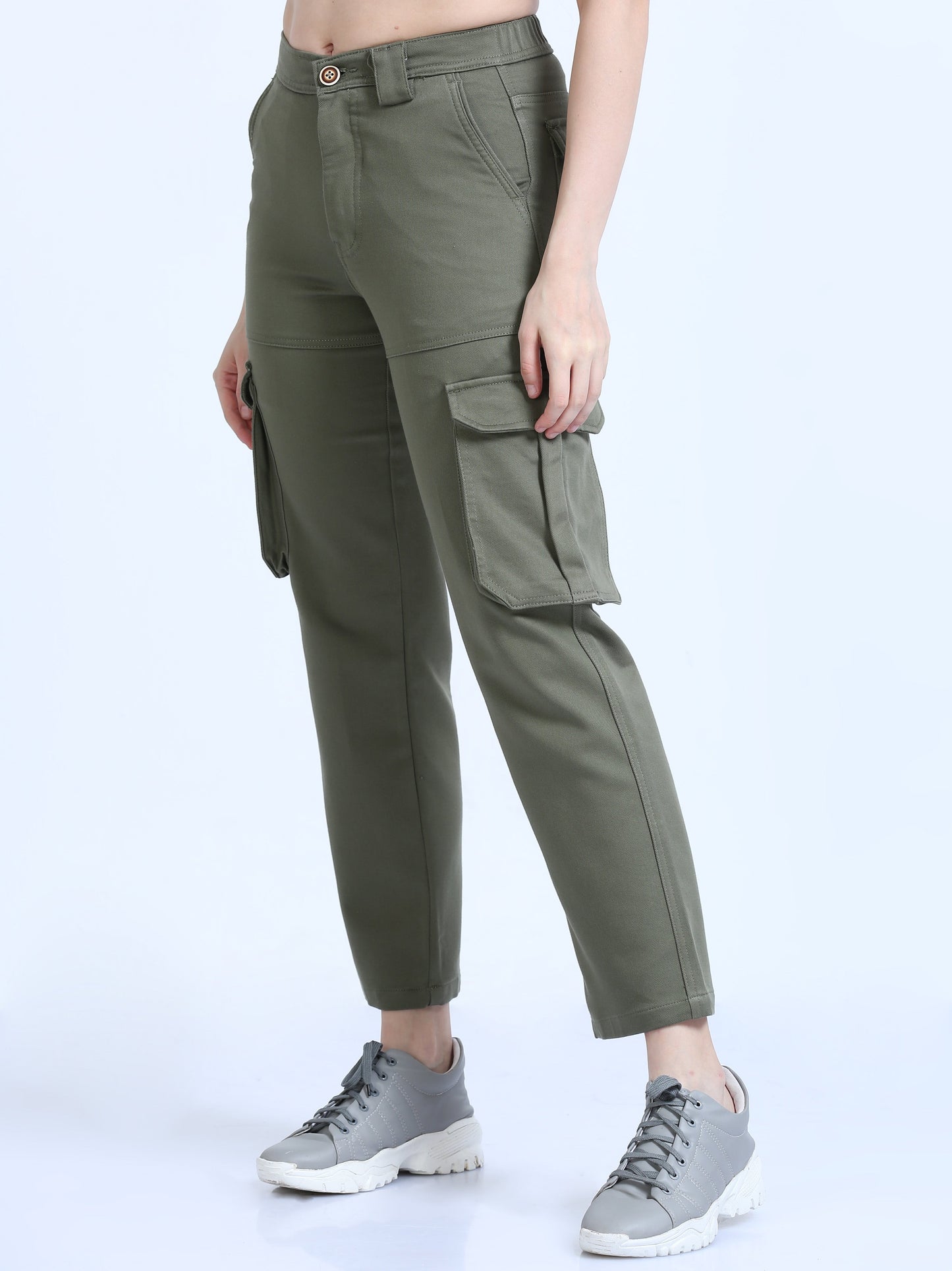 Women La Belle-Olive