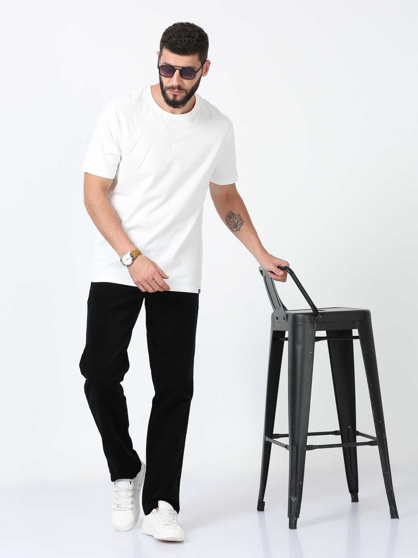 Men Corduroy Trousers-Black