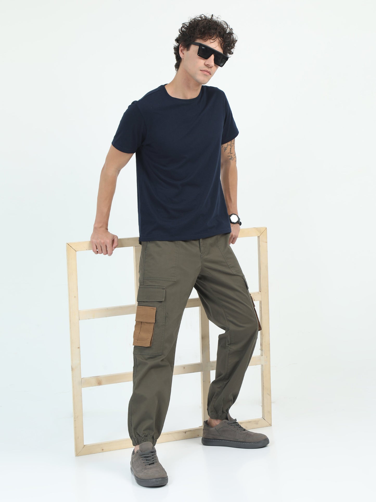 Men Classic Jogger-Olive