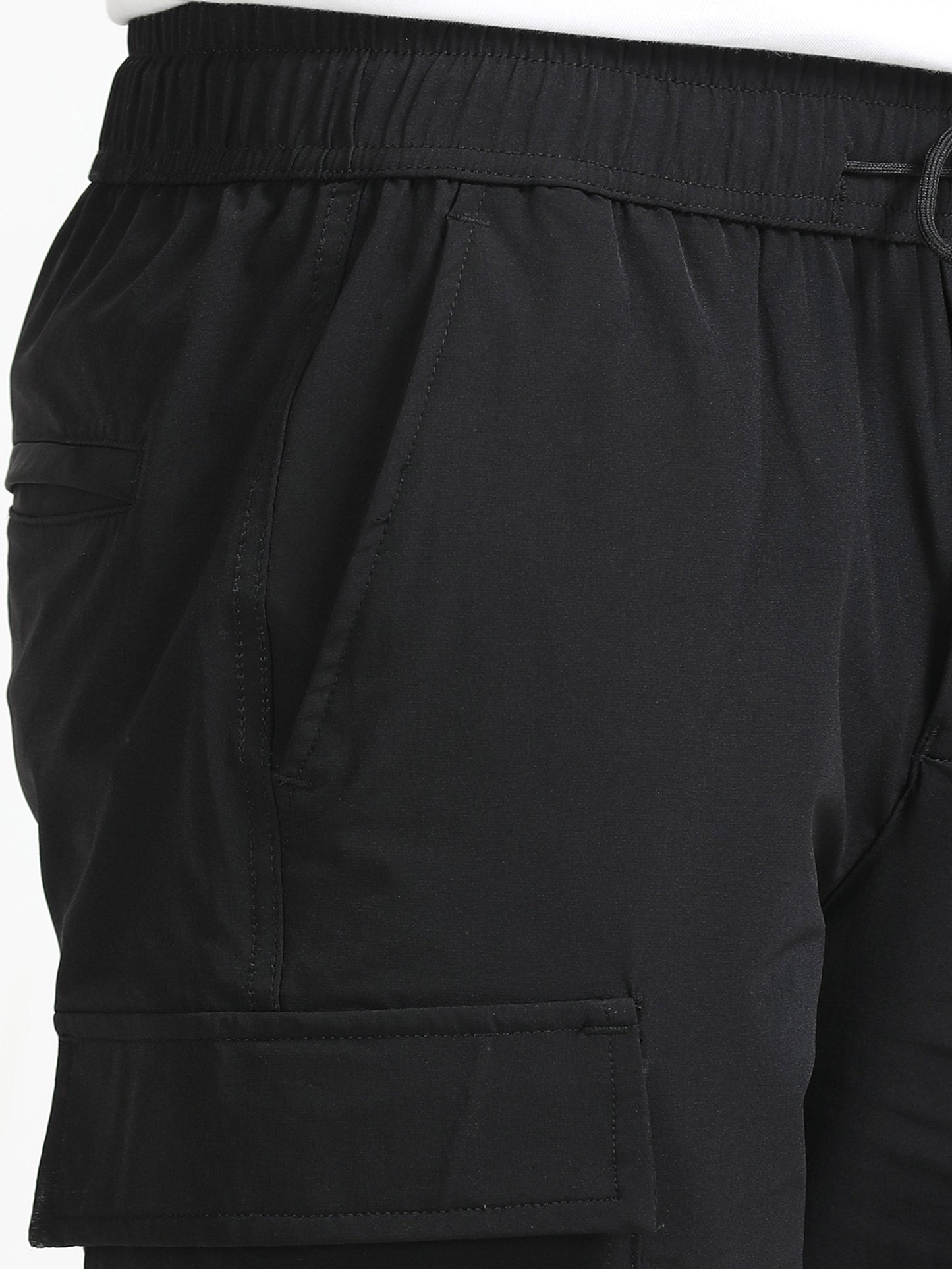 Men Parachute Cargo Shorts-Black