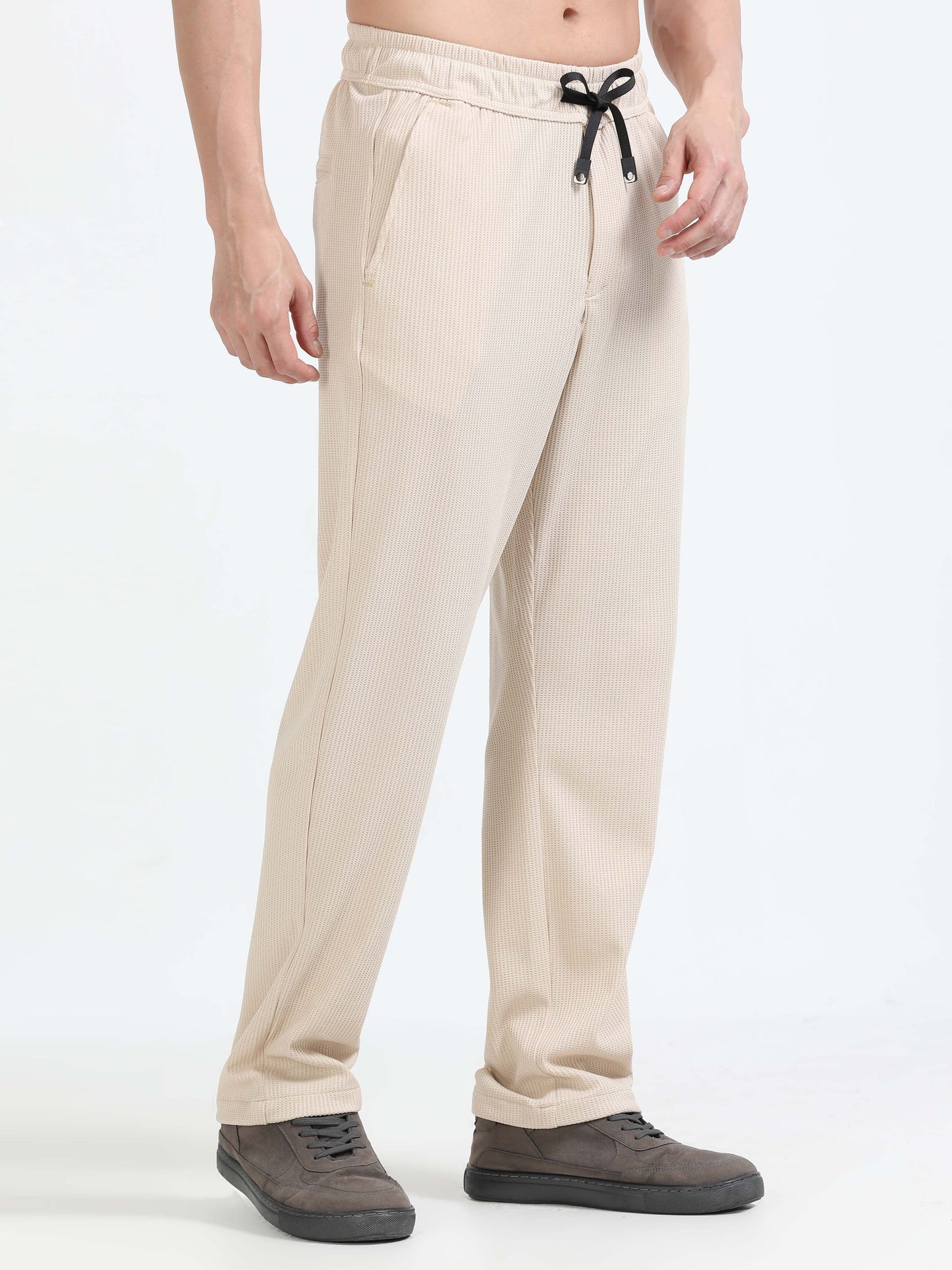 Men Popcorn Traveller Trouser-Beige