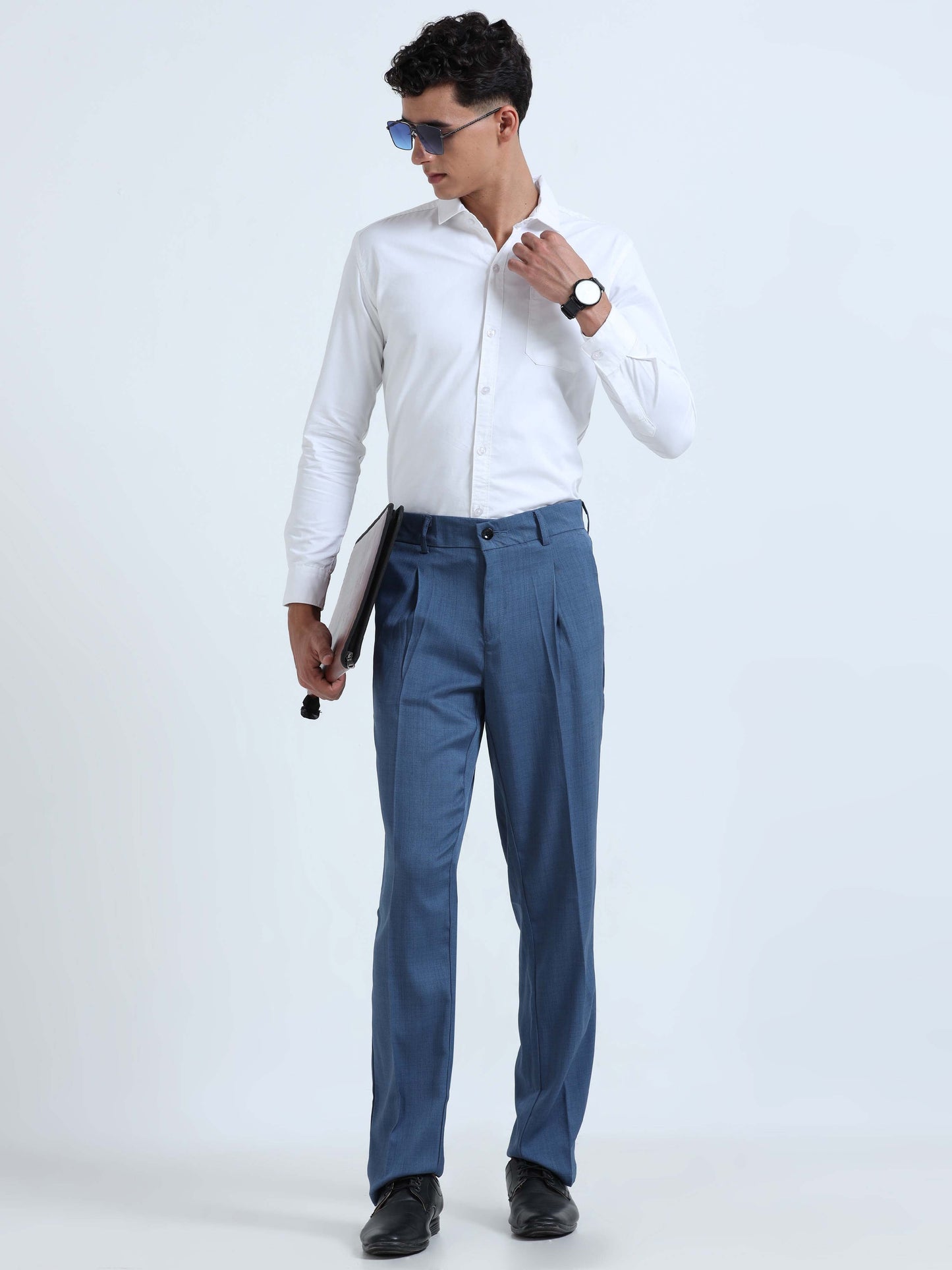 Men Bon Voyage Pleat Pant-Royal Blue