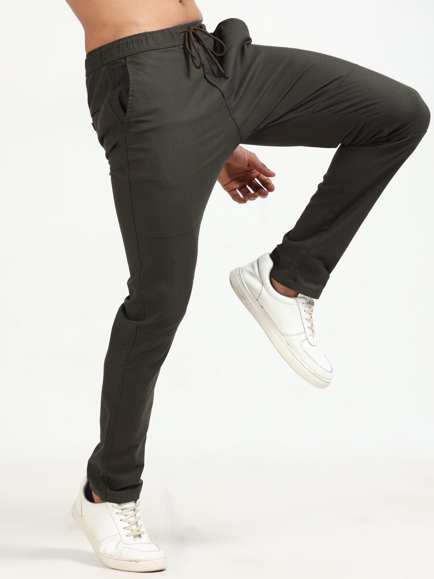 Men Linen Traveller Pant-Olive