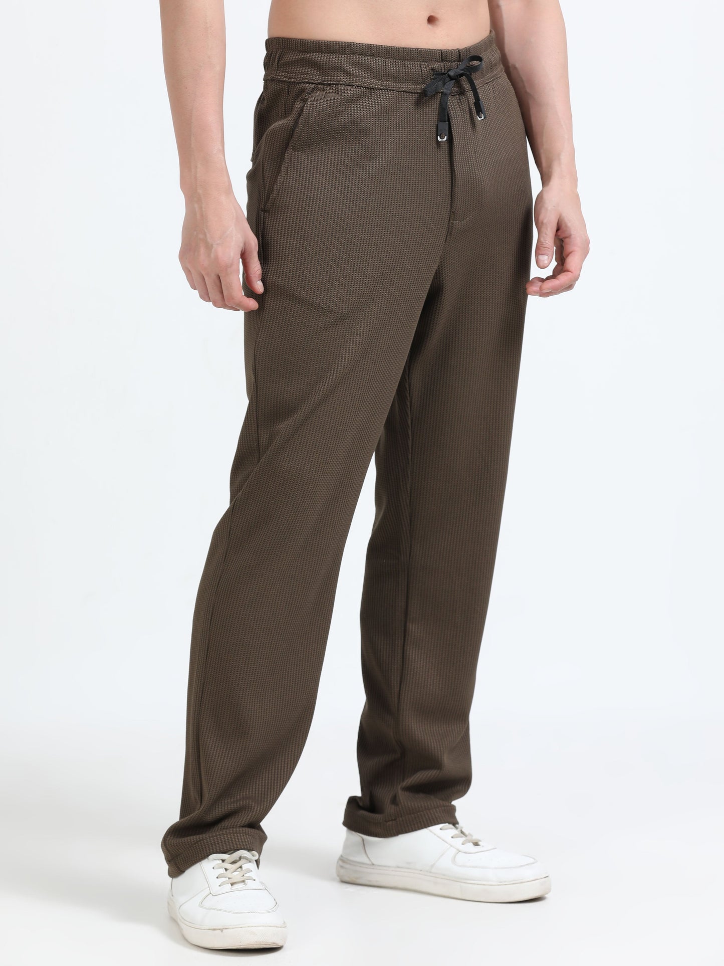 Men Popcorn Traveller Trouser-Olive