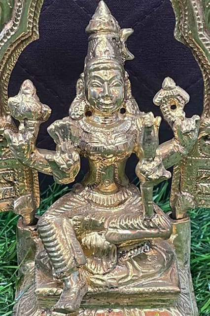 Sri Rajeswari Idol